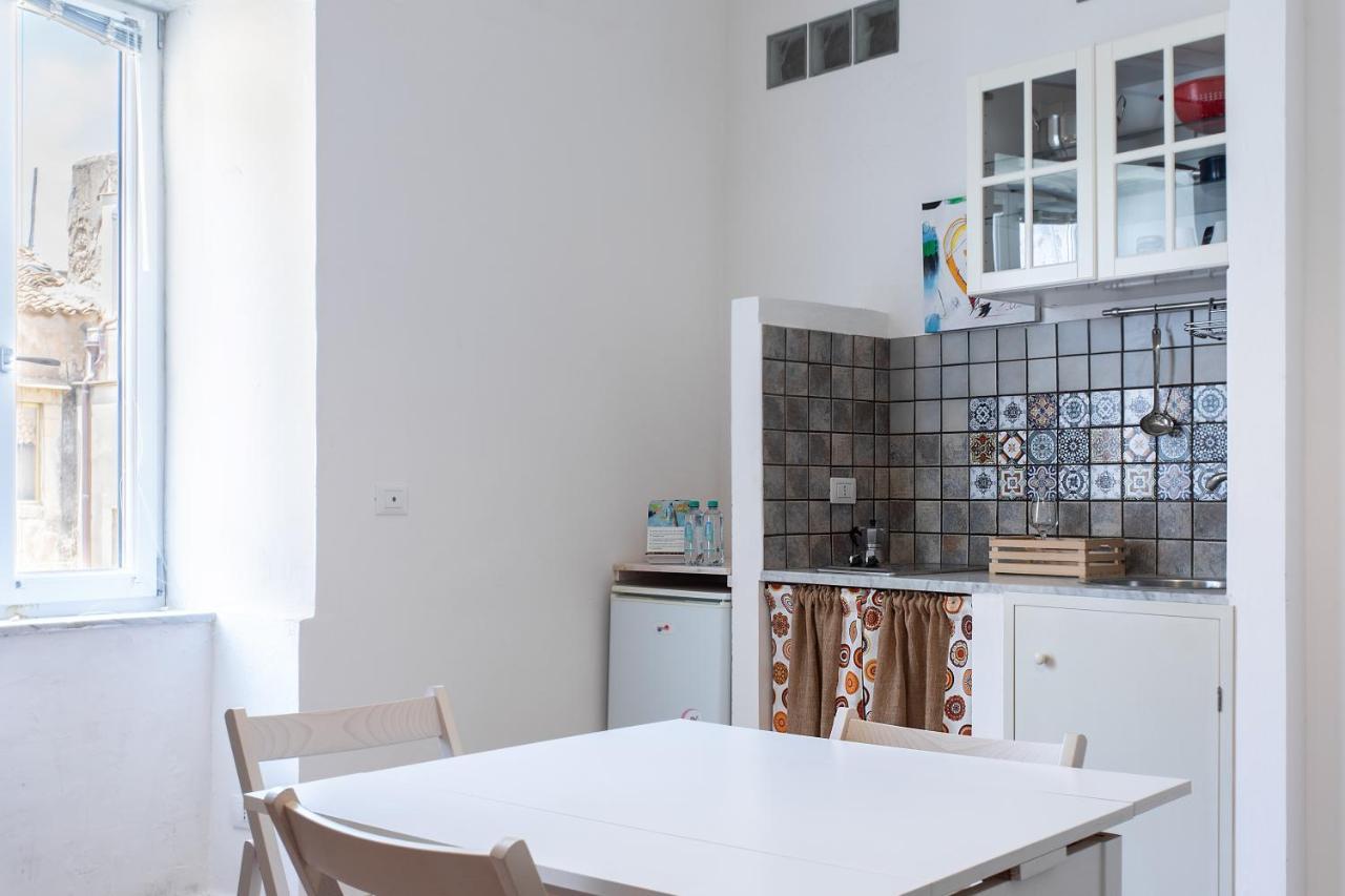 Calipso Apartments Ortigia Syracuse Exterior photo